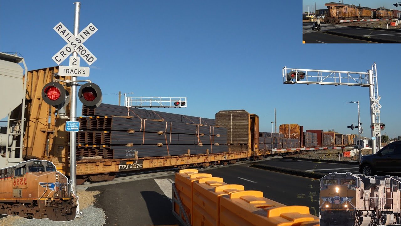 UP 8745 & UP 5556 Meet |*New Crossing* W Shaw Ave. Bypass Shoofly Temp Railroad Crossing Fresno CA