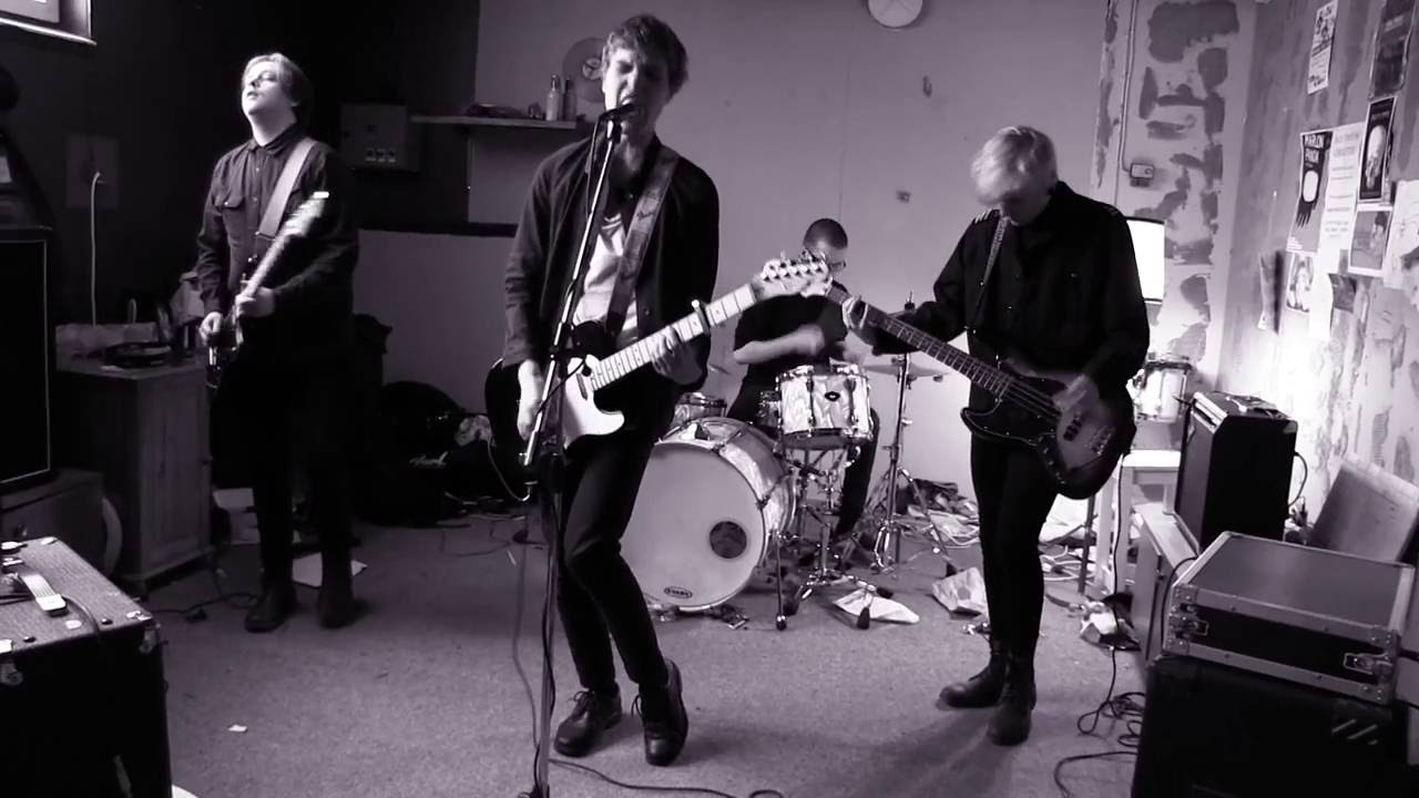 SUPERBEAT - (An Inversion Posture Of) Standing Head Down (music video)