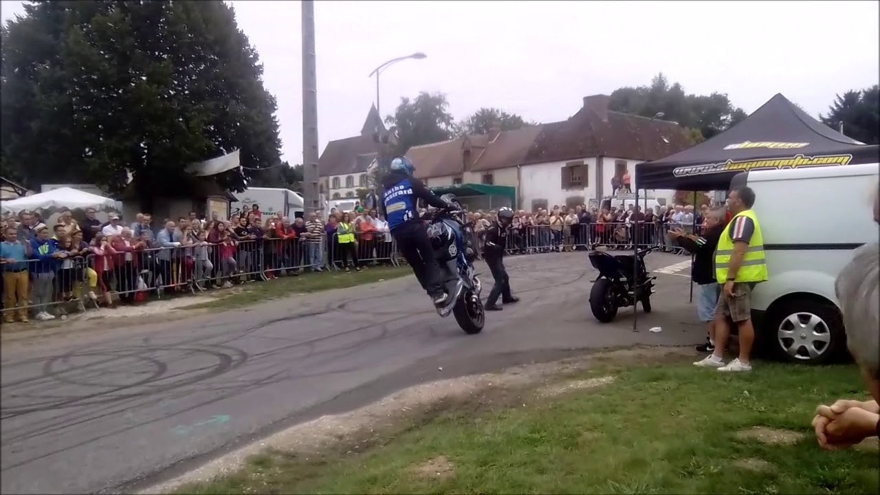 Stunt  a st Denis d 'Authou 2017
