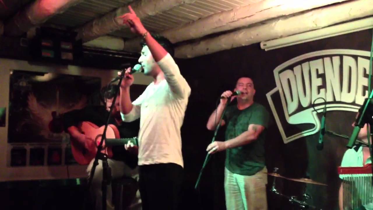 Piratas flamencos en directo ( bulerias el barrio )