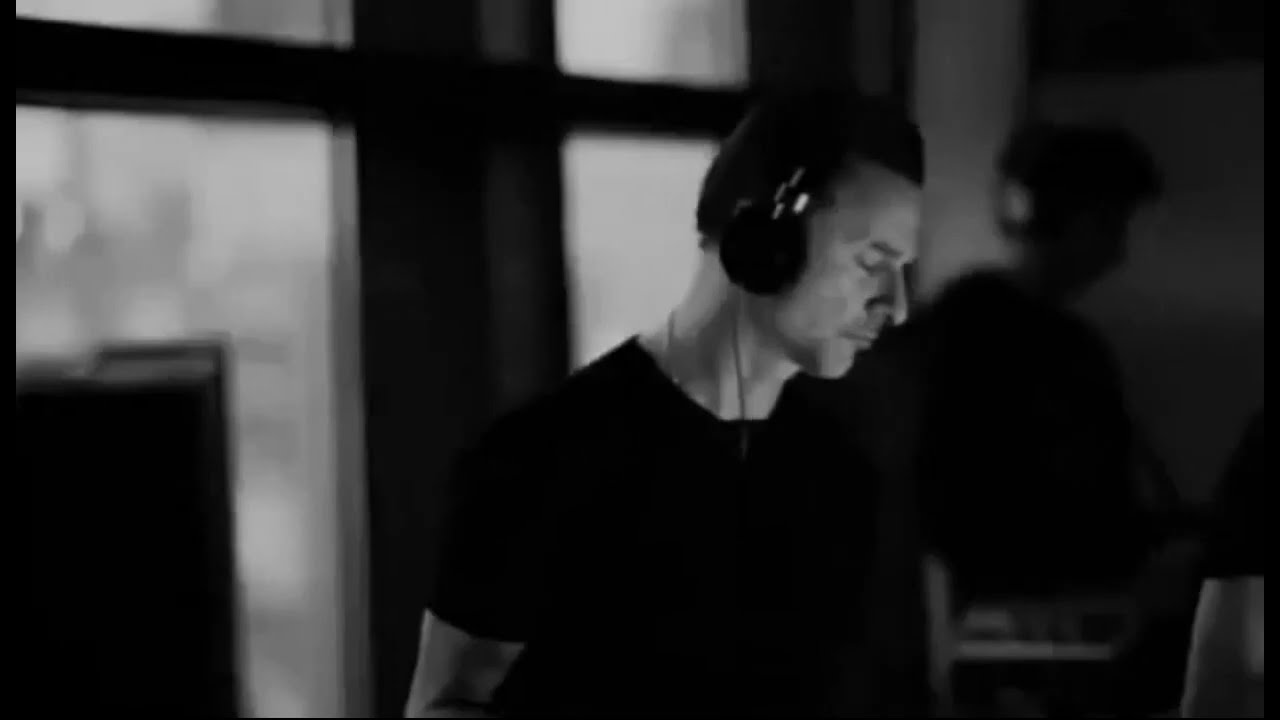 Depeche Mode - Broken (Black Light Odyssey vs Stripmall Architecture remix)