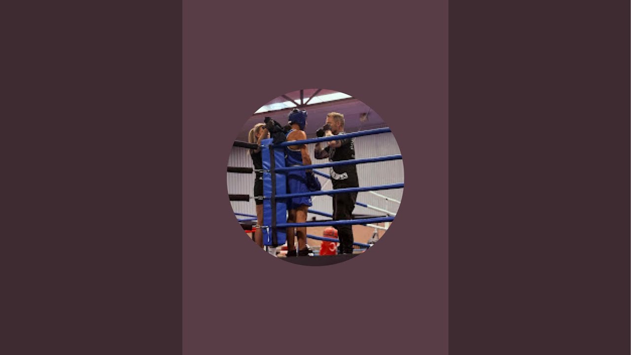 Going Crazy on the Boxing Bag 🥊😳