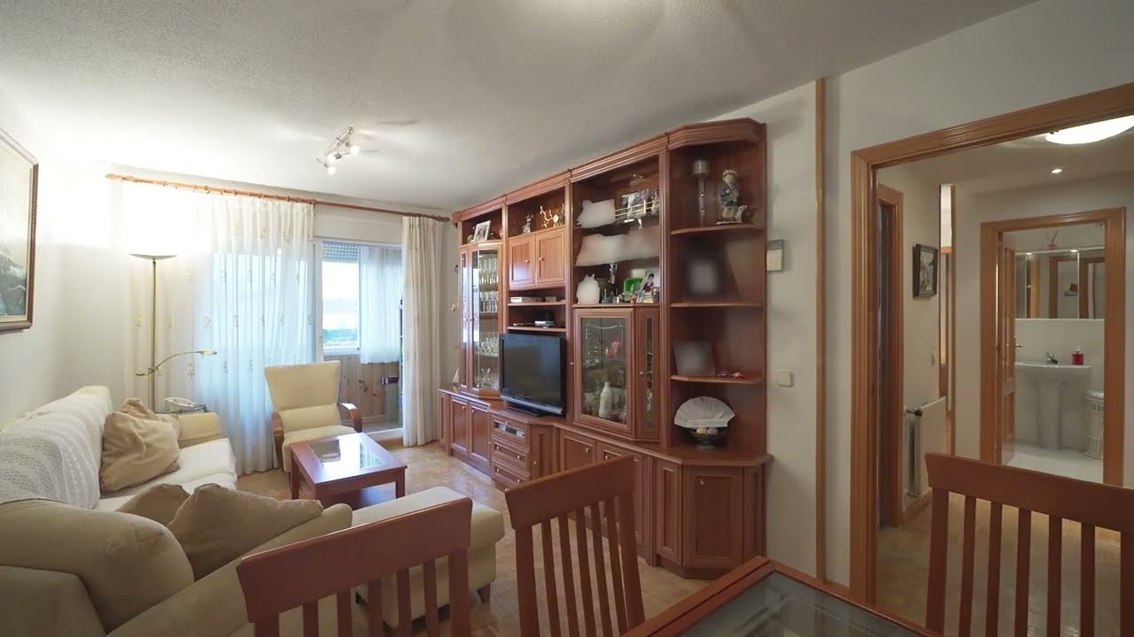 EN VENTA: Piso en Villanueva del Pardillo con plaza de garaje y piscina