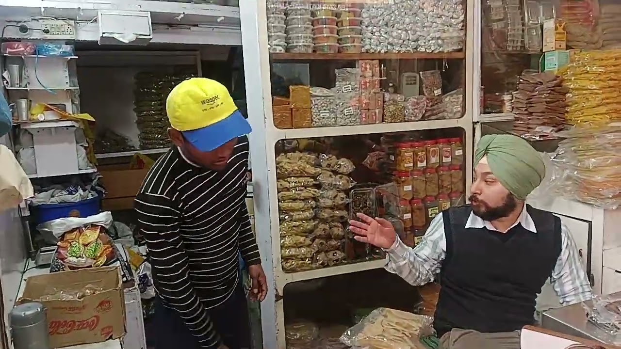 Famous Papad wale Amritsar Ujagar Singh karam Singh Bazar kathian Amritsar 🙏
