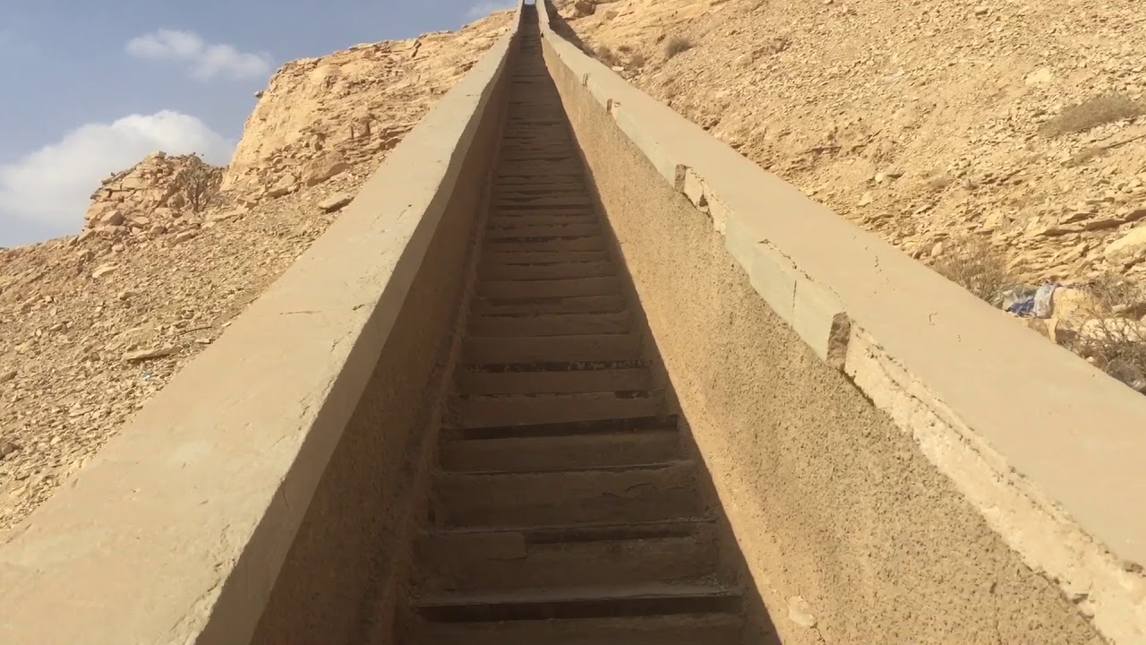 تجربة|صعود اطول درج بجانب سد مبني بعهد الملك سعود