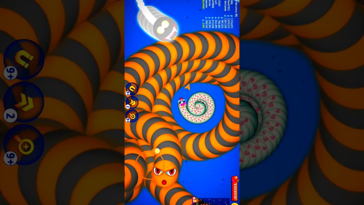 Worms Zone.io Deadly Spiral Trap 😱 No Escape! | #saampwalagame #slitherio #shorts #wormszone #worms