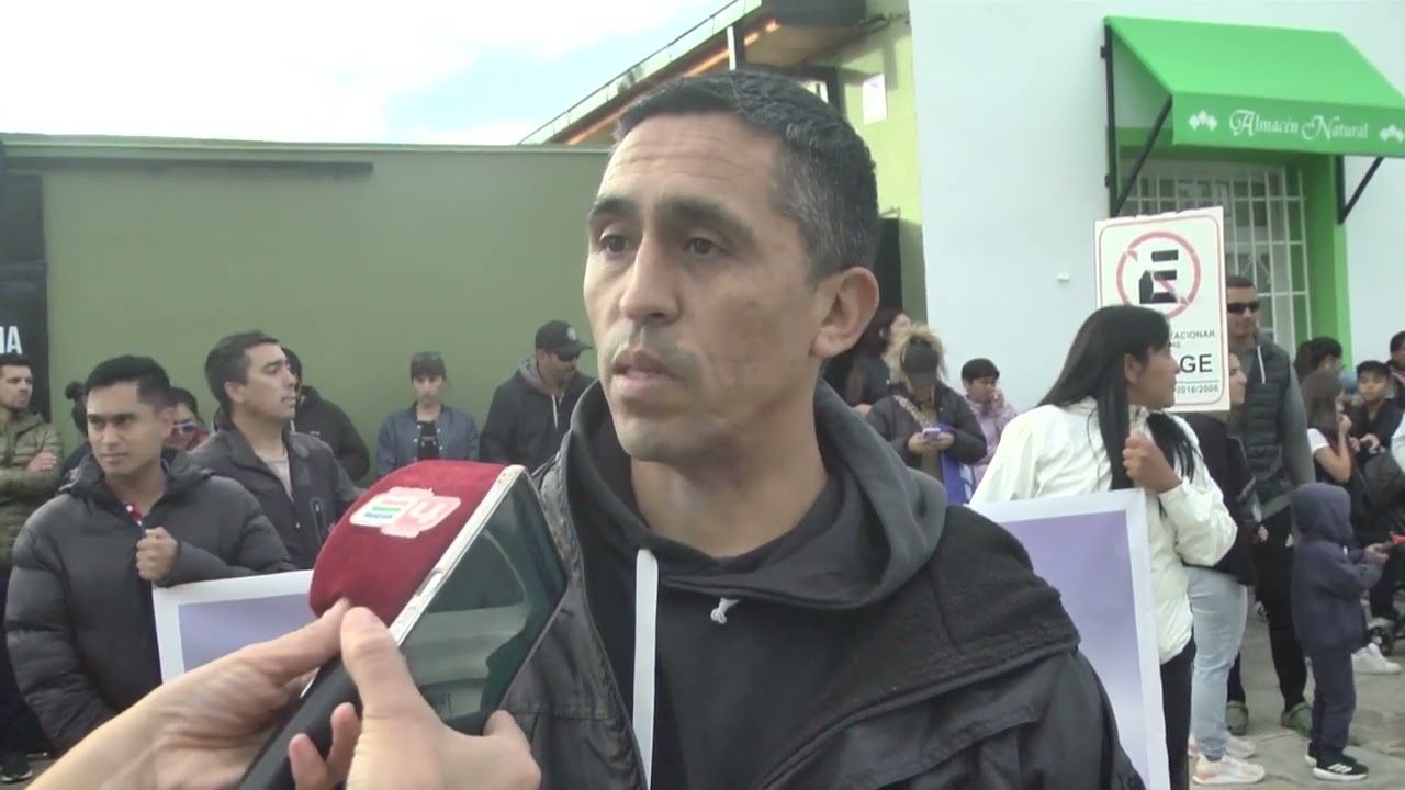 RECLAMO POLICIAL EN ESQUEL