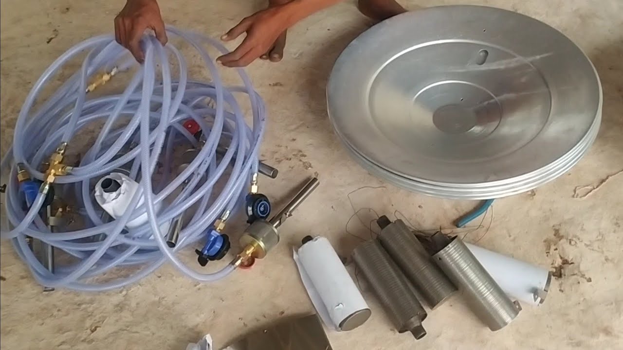 How To Use Gas Brooder In Poultry. Poultry Mein Gas Brooder Kaise Lagaye  // गैस ब्रूडर कैसे लगाएं