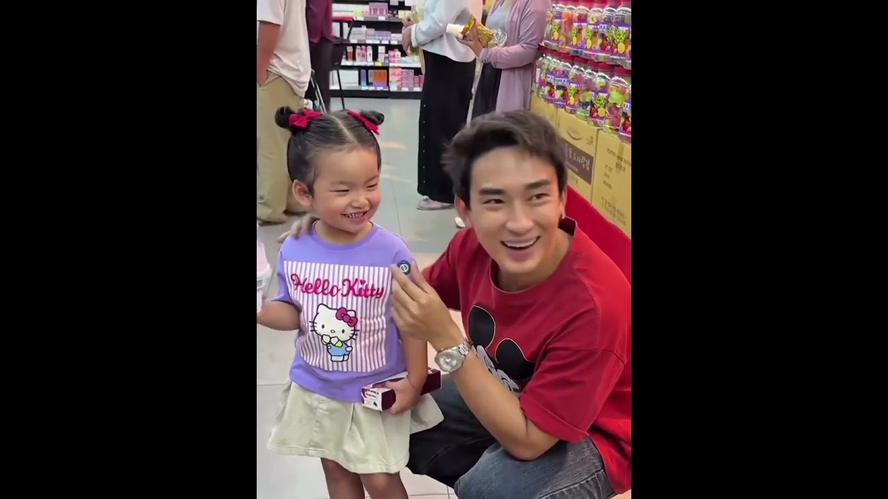 យីដឹងចឹងអត់ថតវិឌីអូរជាមួយគ្រូទេ👧❤️🤣