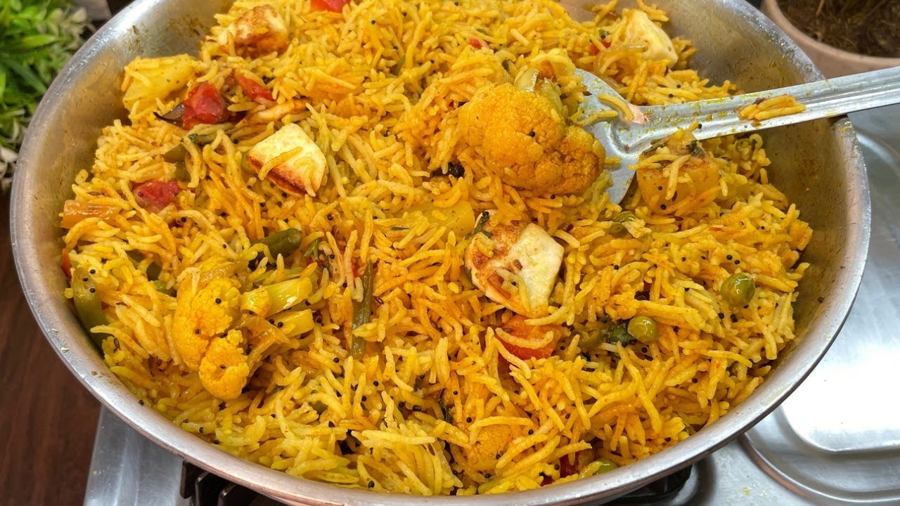 15 मिनट में बनायें टेस्टी वेज पुलाव।veg pulao recipe। vegetable pulao। pulao recipe in hindi।