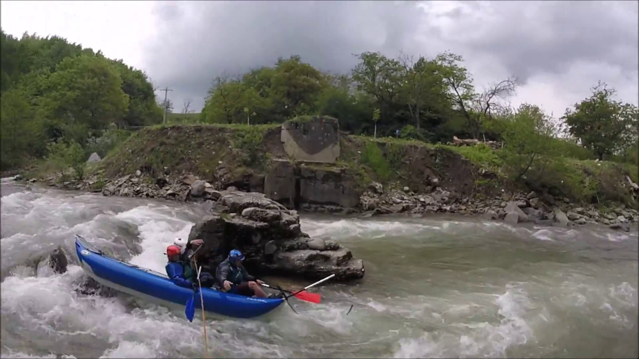 Rafting-Kayaking on Crisul Pietros river Master Adventure