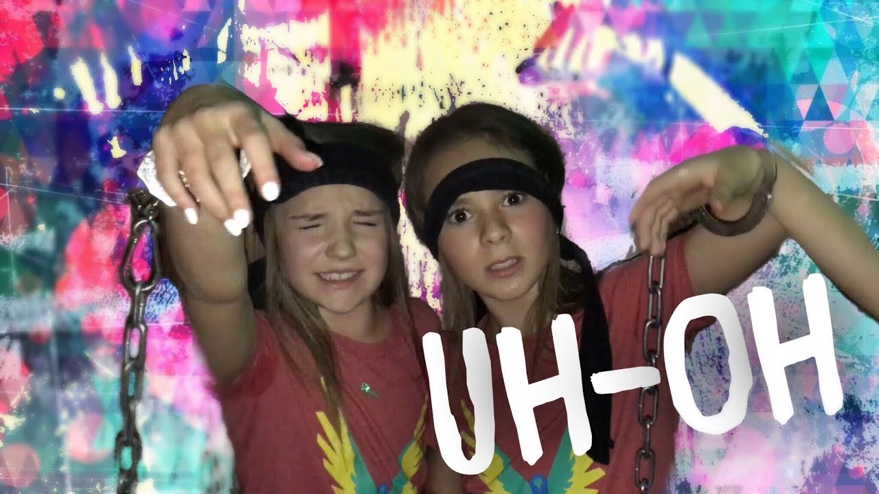 Halloween Haunted House (w/Mariam, Txunamy and Swaggy) || Piper Rockelle