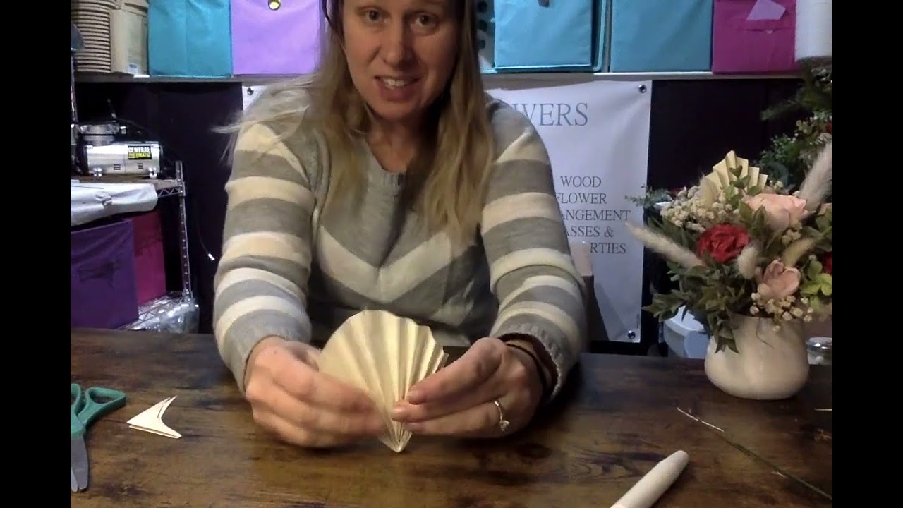 How To Make A Paper Palm Fan Spear