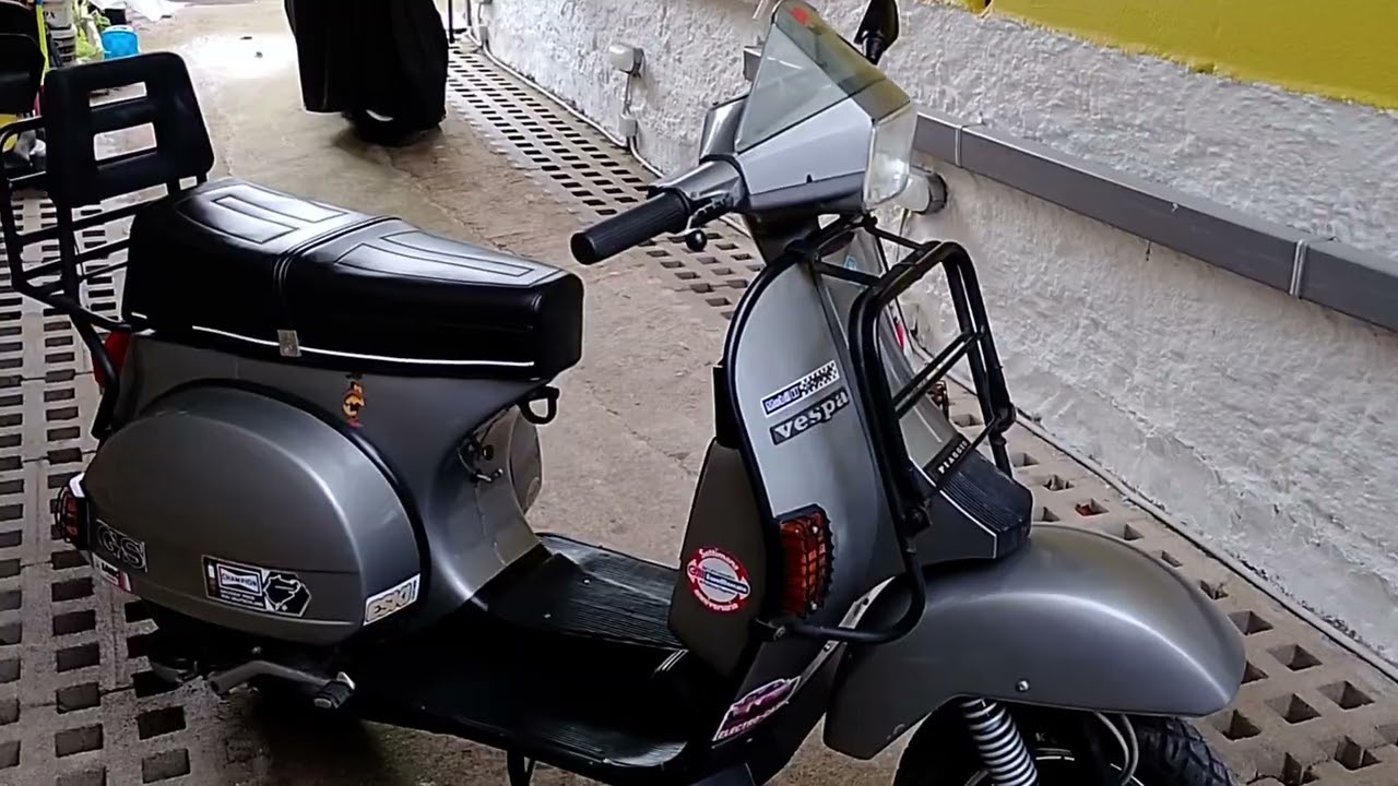 Vespa PX 200 GS or T5 200 GS presentation in English 