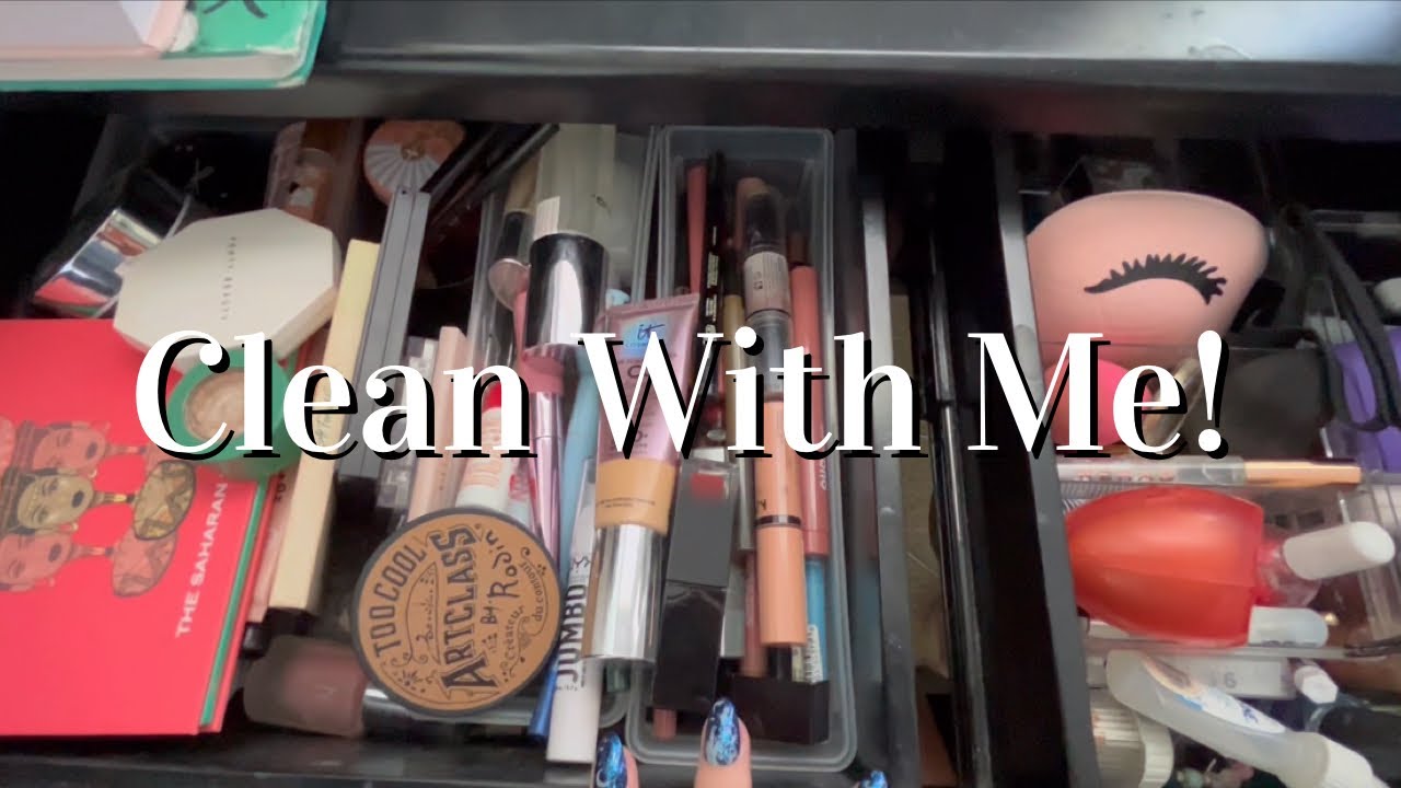 Fall Clean with Me! Vanity Drawer Declutter