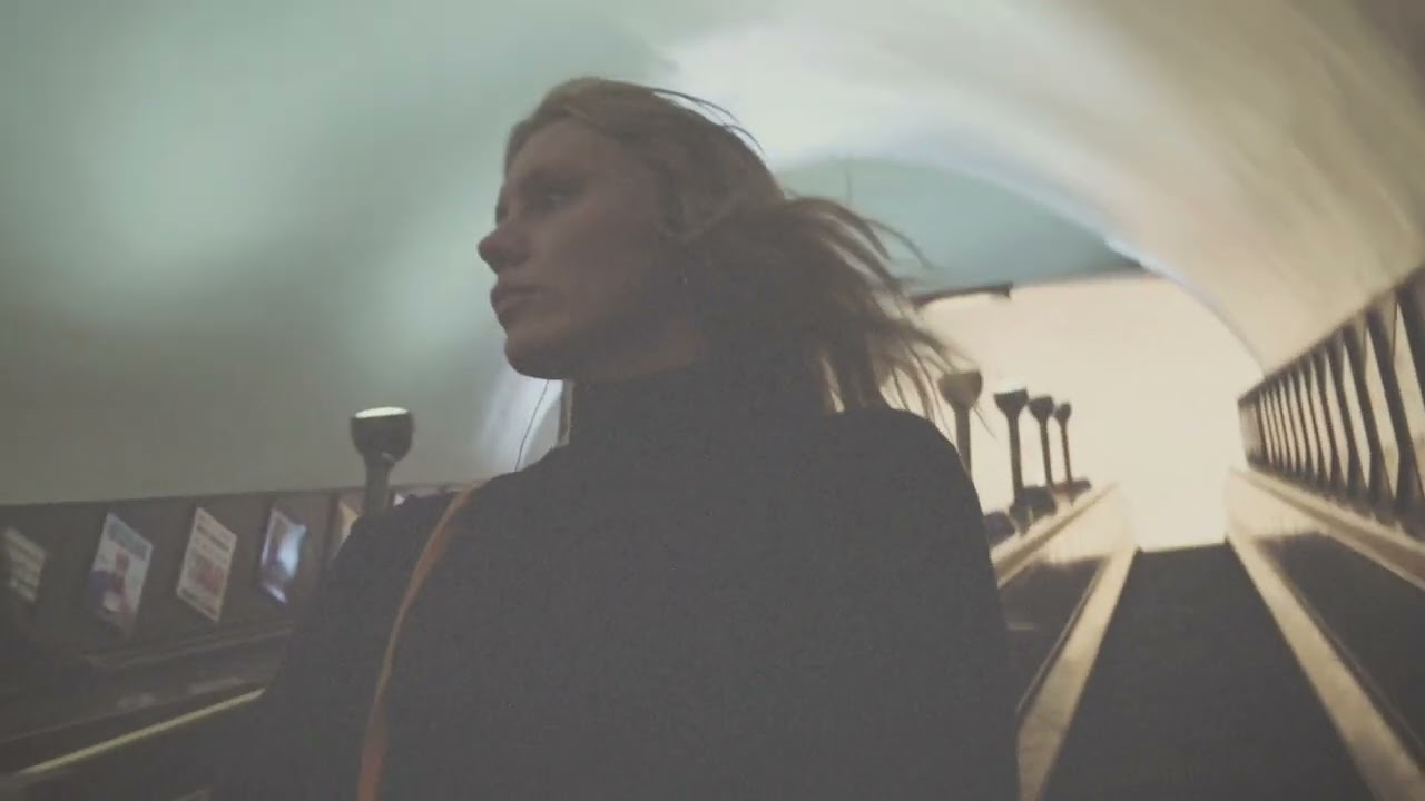 Alice Costelloe - Move On With the Year (Official Video)