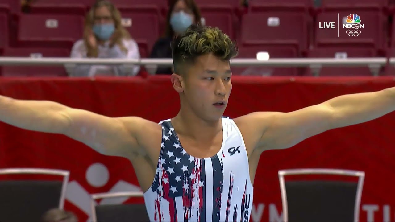 Yul Moldauer Gets The Crowd Excited After His Performance On Parallel Bars
