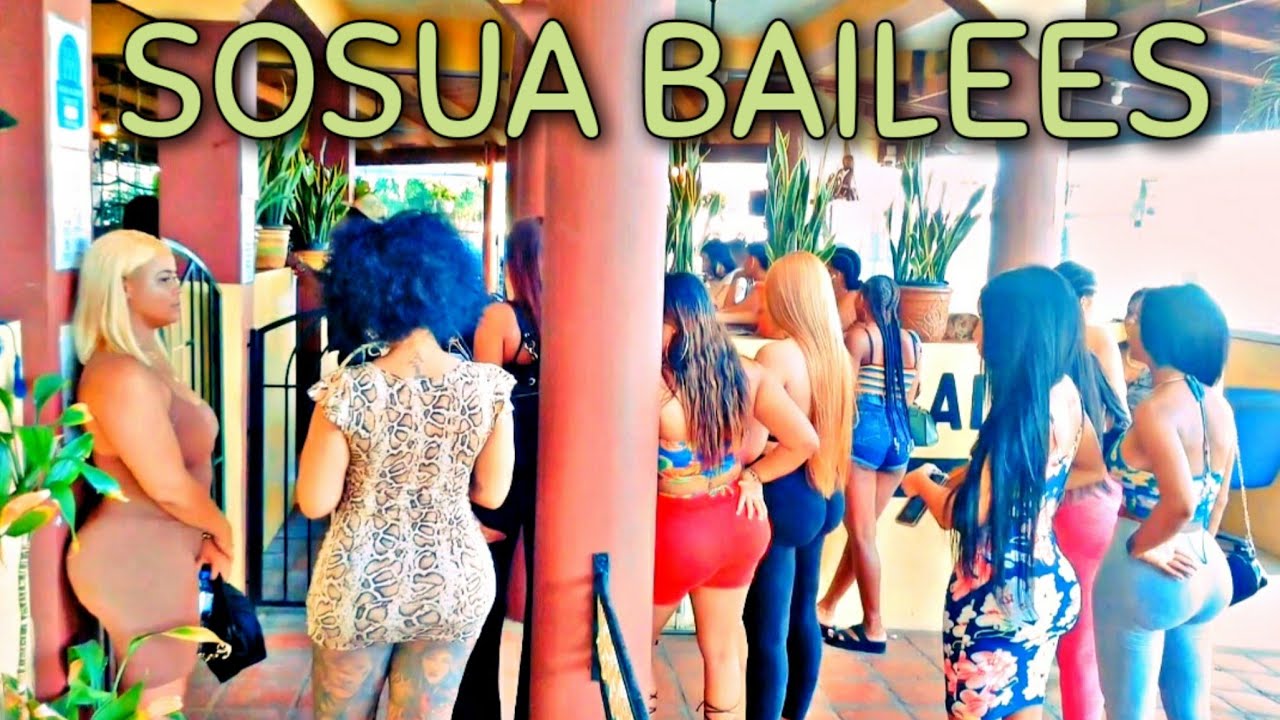 🇩🇴 Sosua | Bailees Restaurant | Ladies Are Forced To Wait Outside | No Tables Available