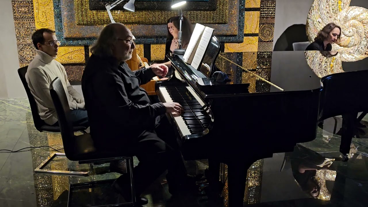 Bach Choral BWV 691, Kunst der Fuge Contrapunctus 12 Canon a.Ott;Mikhail Arkadev, Altana Erdinieva  