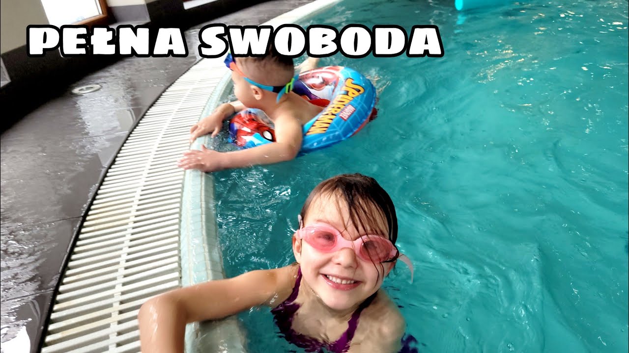 Gawrońscy na basenie - nurkowanie skoki / sauny i jacuzzi / Zakopane apartamenty Nowotarska24.com