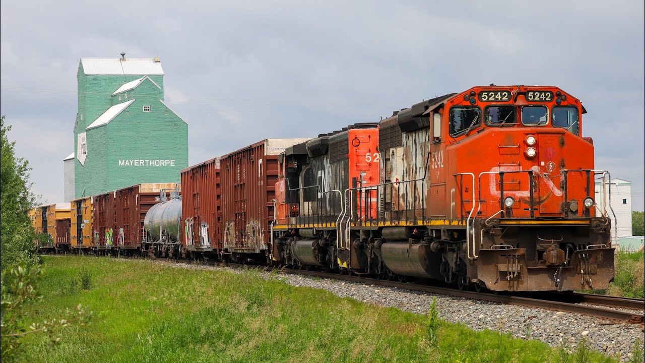 CN SD40-2Ws on the Sangudo Sub - 3 Wooden Trestles &  3 Grain Elevators - Branch Line Railroading