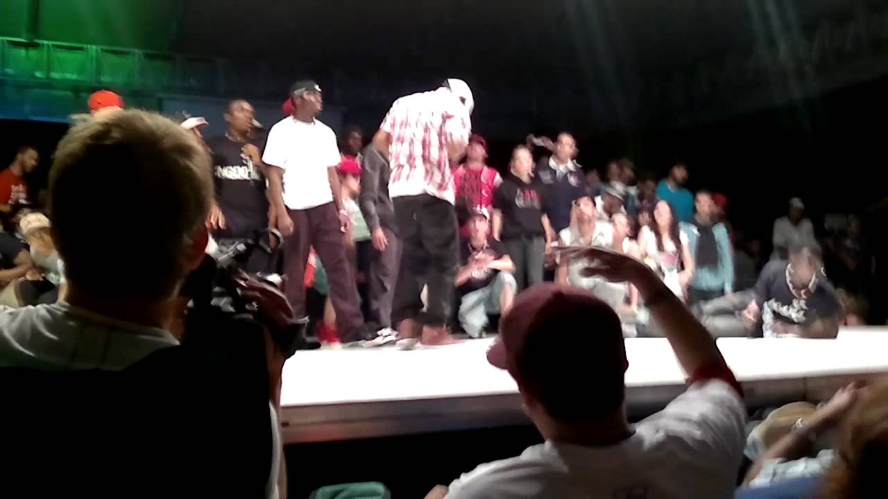Tight Eyez - SDK 2011 - K.R.U.M.P. judges performance