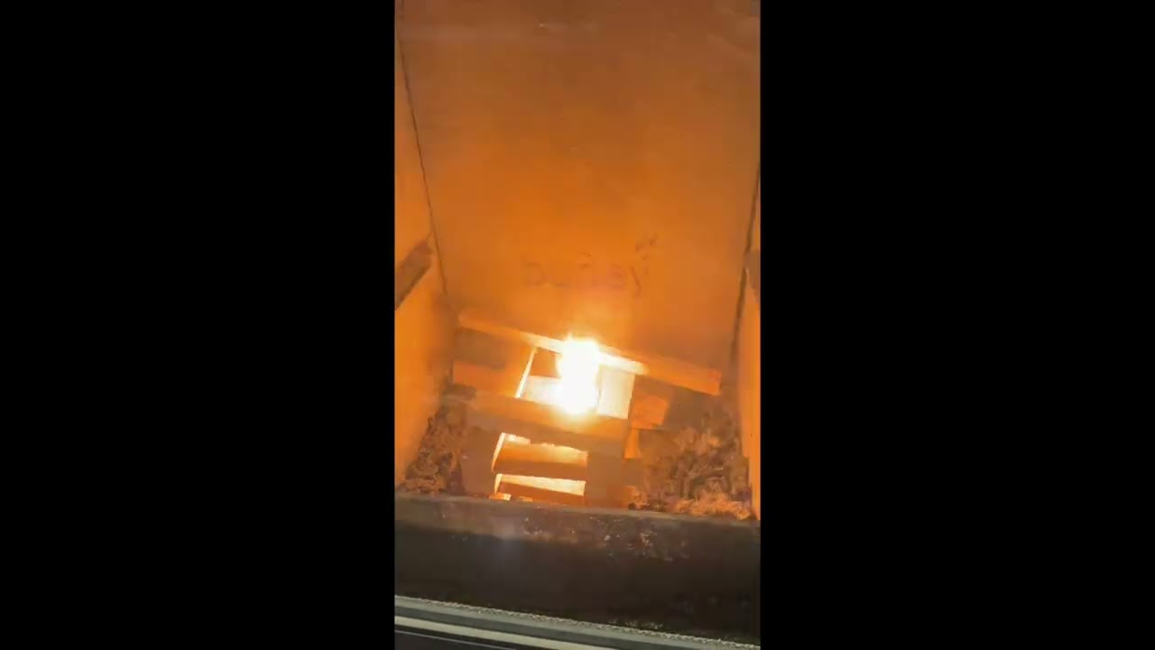 How to light a fire in record time - really easily 