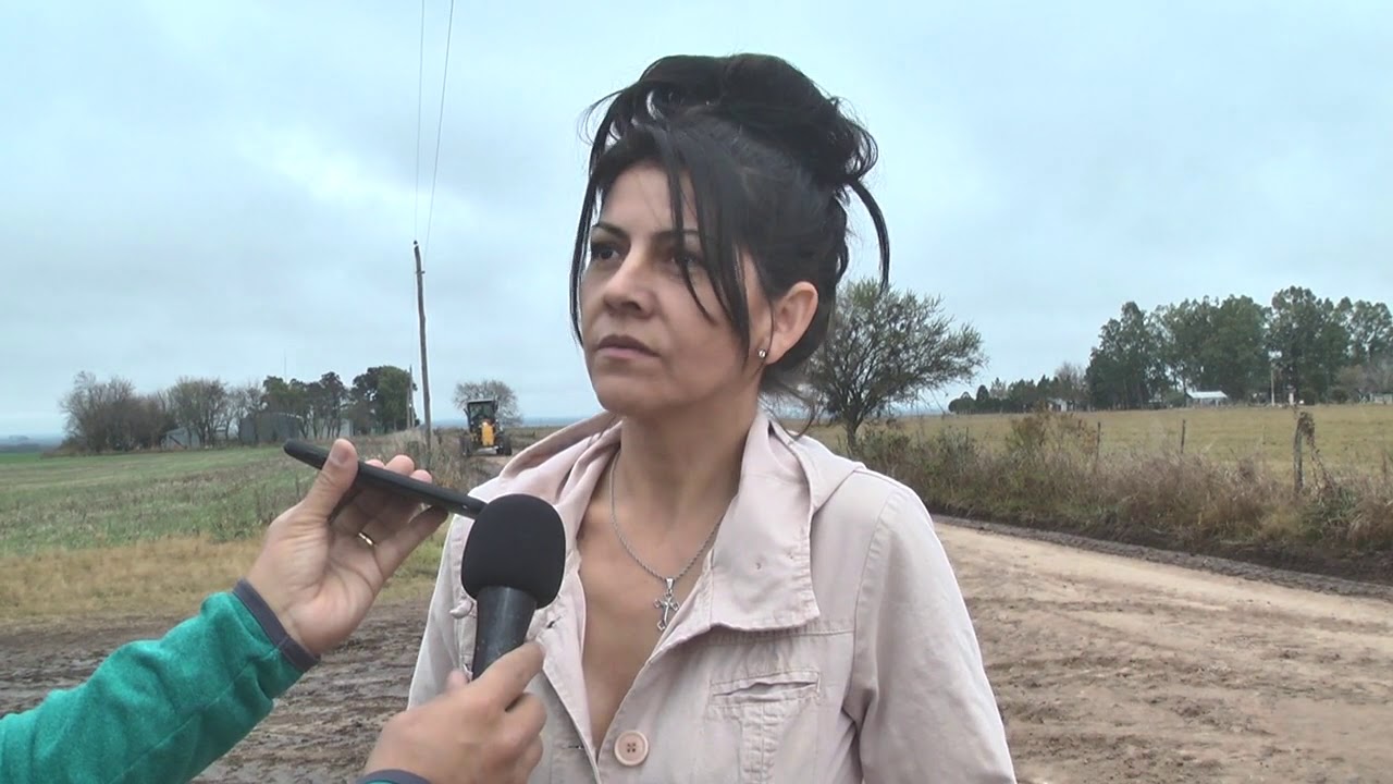 Vialidad trabaja en la conservación de caminos en el departamento Paraná