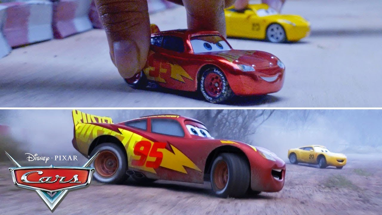 Lightning McQueen and Cruz Race Around Thomasville | SIDE BY SIDE VIDEO | Pixar Cars | 