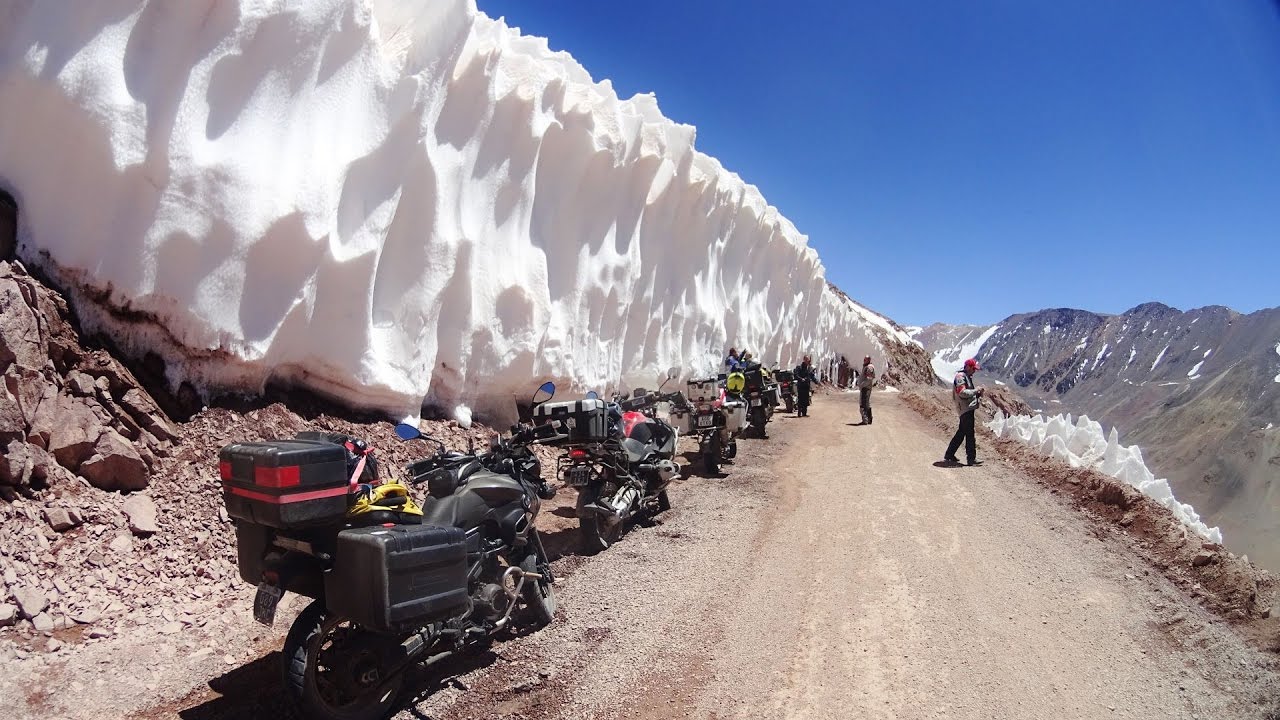 Paso de Agua Negra en moto