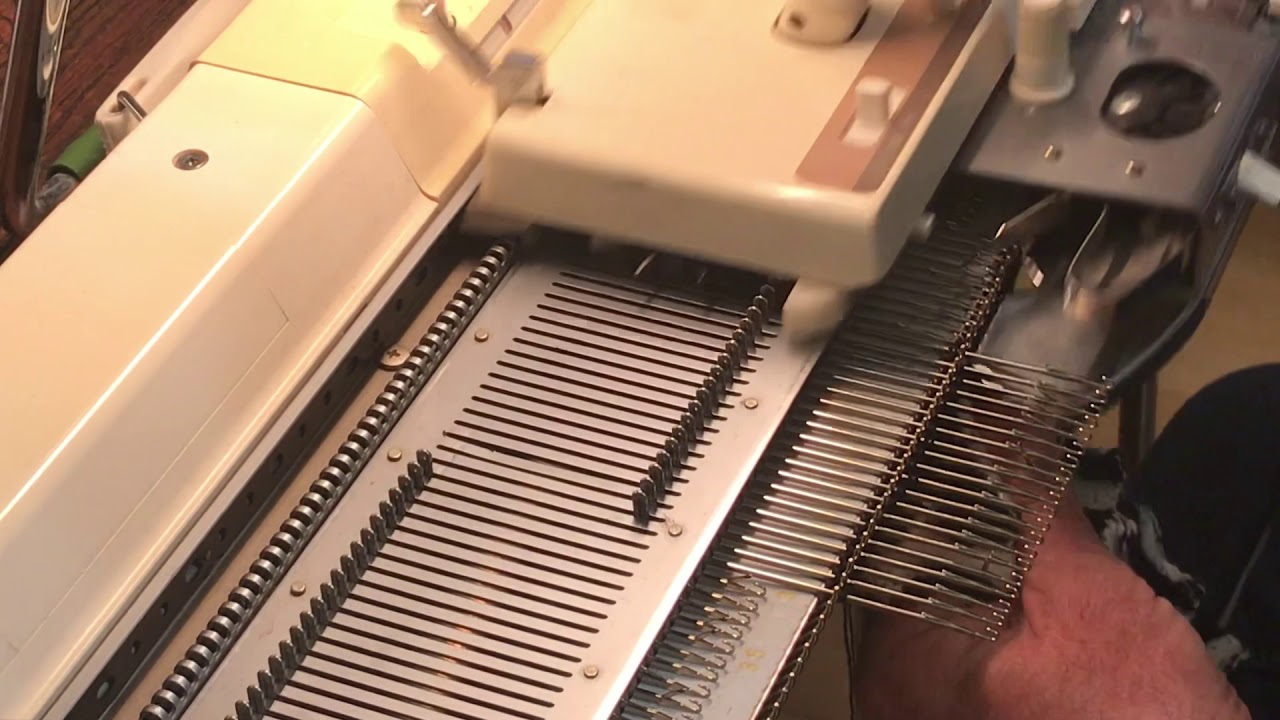 Les entrelacs sur machine à tricoter (partie 4)