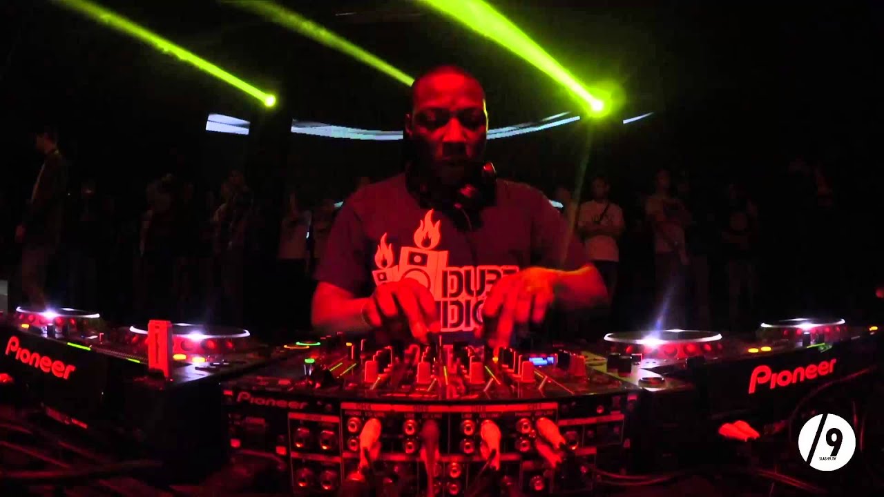DJ GUV  ● Badhabitz instead of DUB DAMAGE vs WALKING DEAD /SLASH9.tv