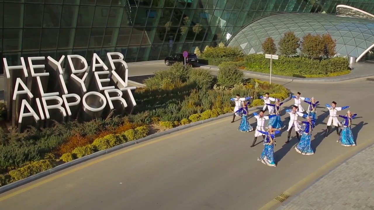 Heydər Əliyev Aeroportunda Qaytağı Rəqsi