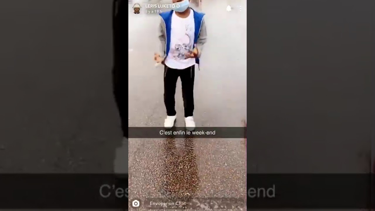 le frère a LERIS LUKETO casse sa porte