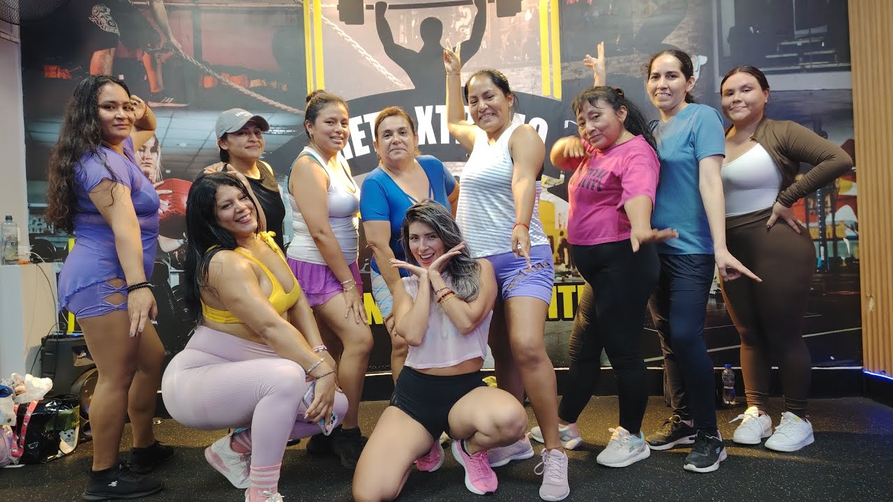 Serpiente 🐍 ❤️ Sexy fitness #baile #viral #tiktok#bailoterapia #fitnees 