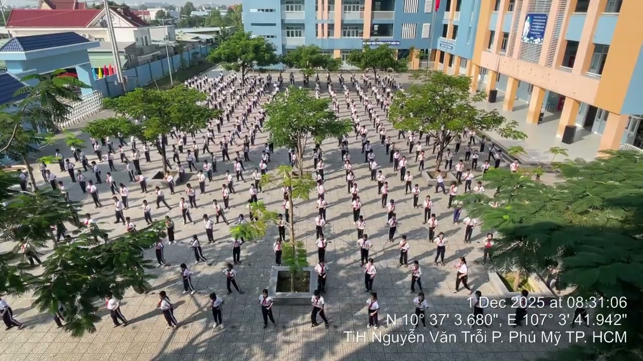 TIỂU HỌC NGUYỄN VĂN TRỖI CÙNG THÀNH PHỐ MANG TÊN BÁC XÁC LẬP KỶ LỤC THẾ GIỚI!