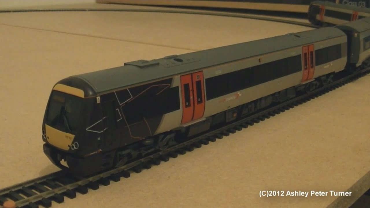 Bachmann 32-465 Class 170 Turbostar Diesel Railcar 170102 Arriva Cross Country (OO Gauge) Review HD