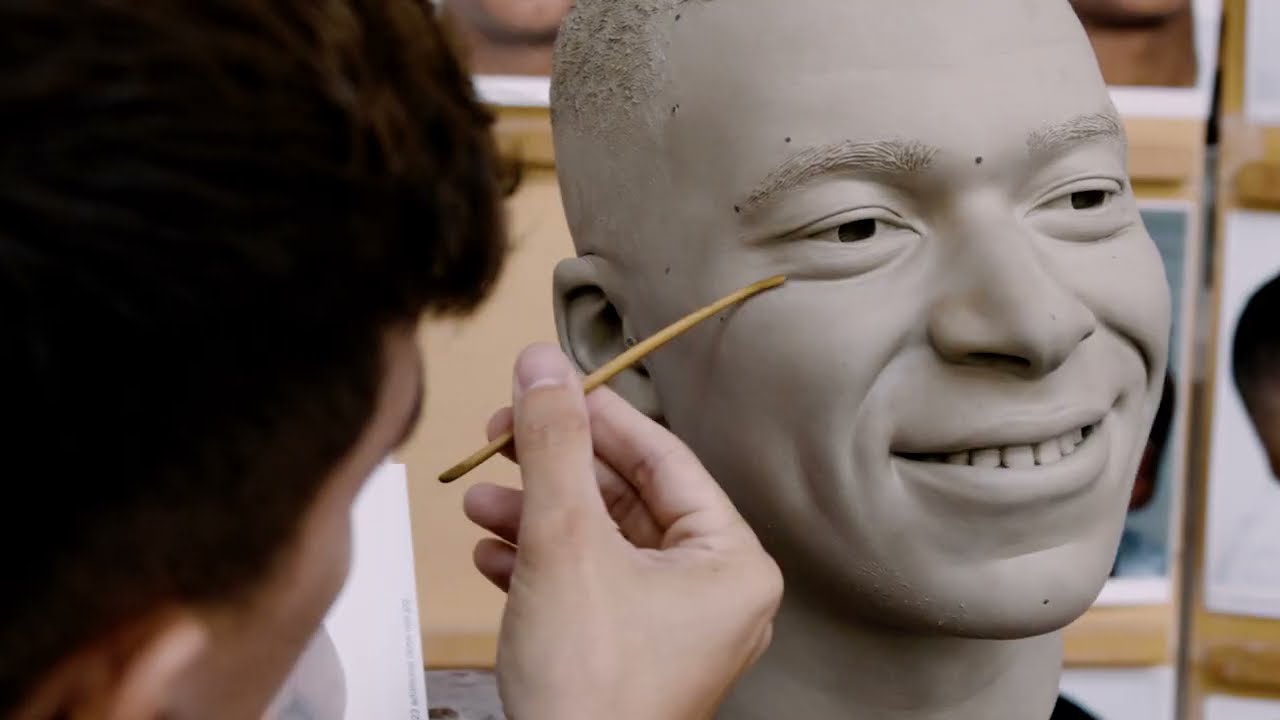 Kylian Mbappe&acute;s Wachsfigur - Das Making Of
