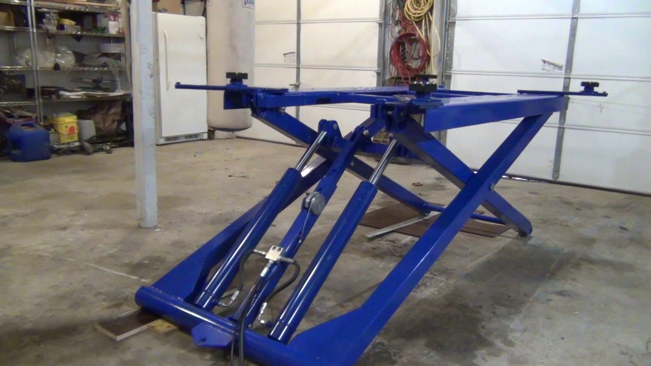 Ножничный автомобильный подъемник Harbor Freight. Подробный обзор.