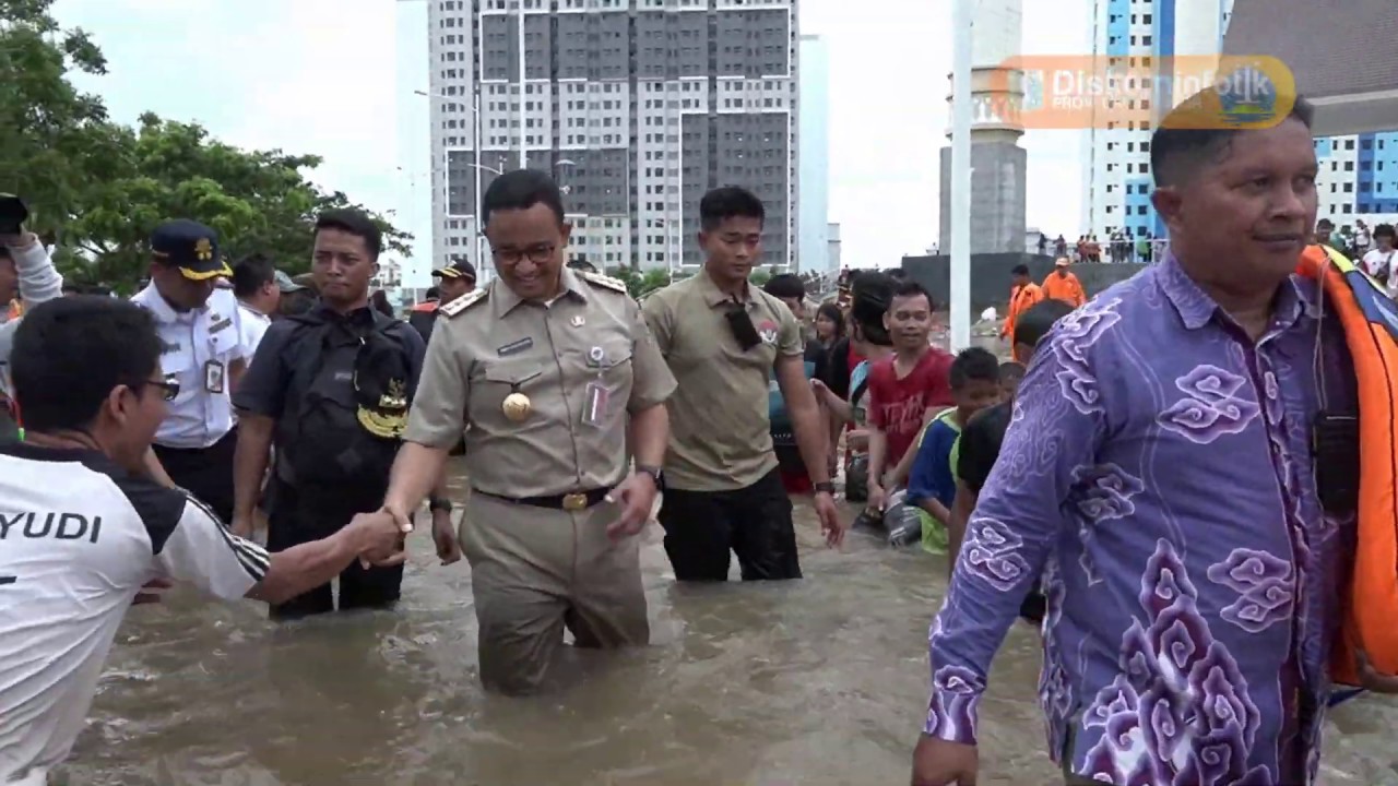 02 Jan 2020 Gub Anies Baswedan Memantau Penanganan Banjir Walkot Jakbar & Meninjau korban banjir