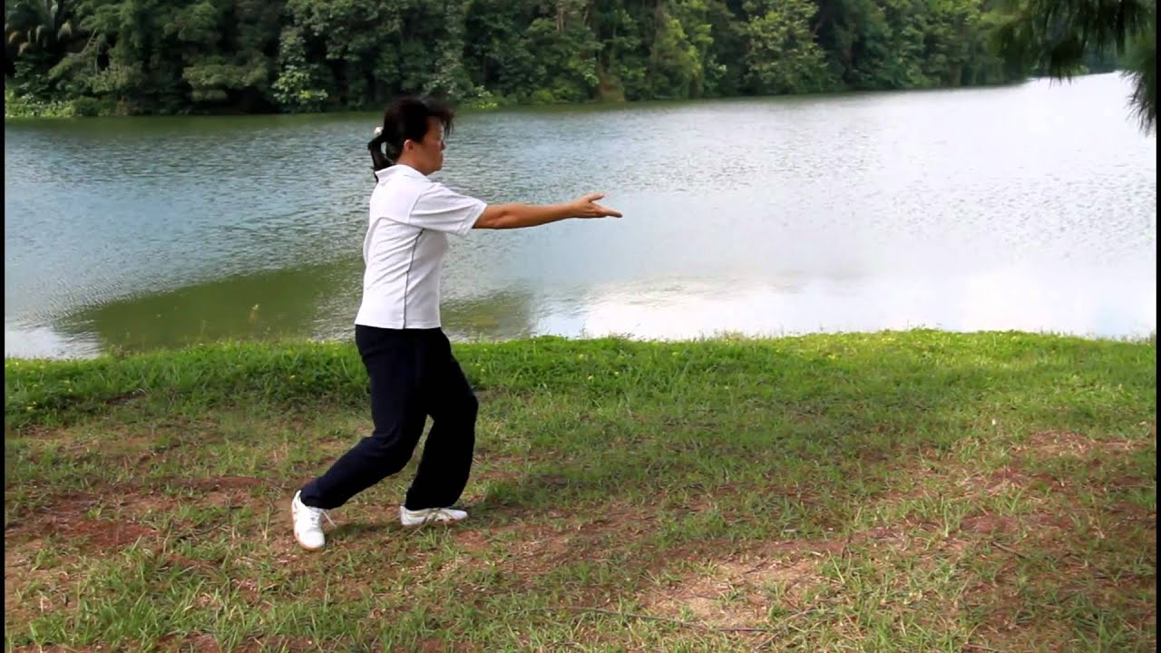 Singapore Keep-Fit Taichi 18-Form (Front View)