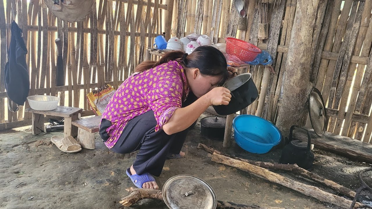 The life of a single mother building a new life in the rural mountainous village of her homeland