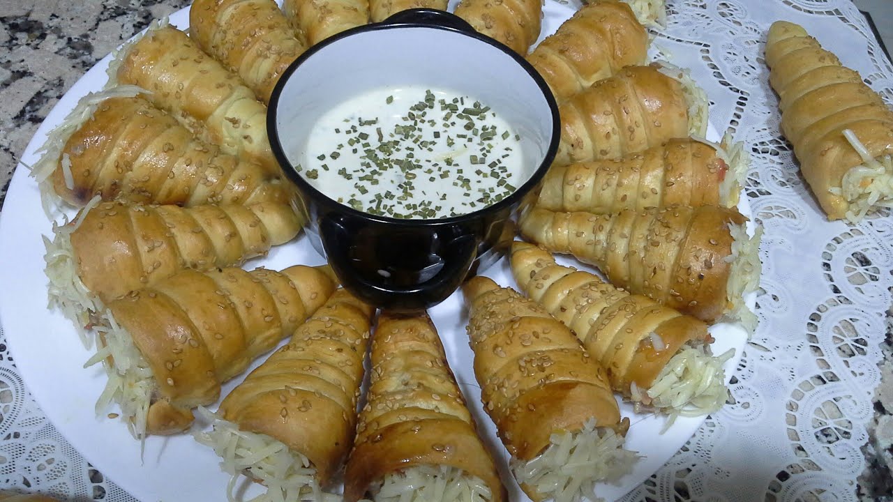 كورني مالحين بعجينة هشة معمرين بالخضر و صلصة خفيفة ولذيذة جدا من مطبخ سلسبيل / Les cornets salée