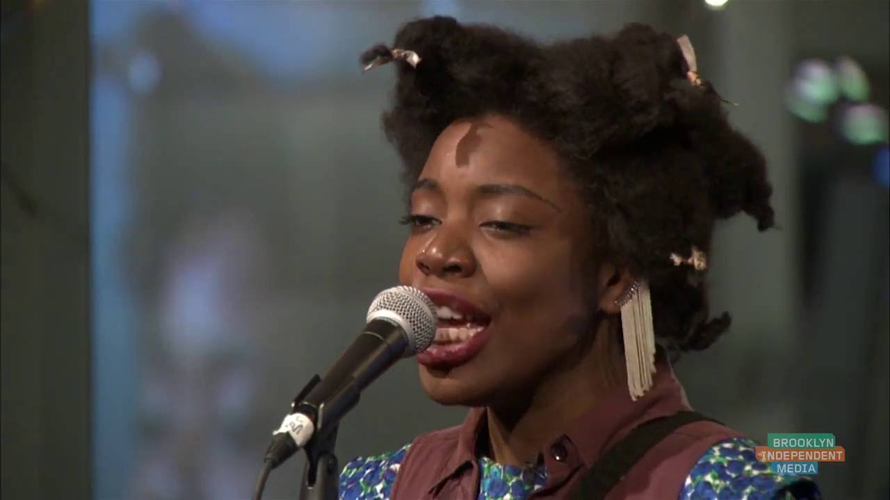 Melanie Charles | B-Side