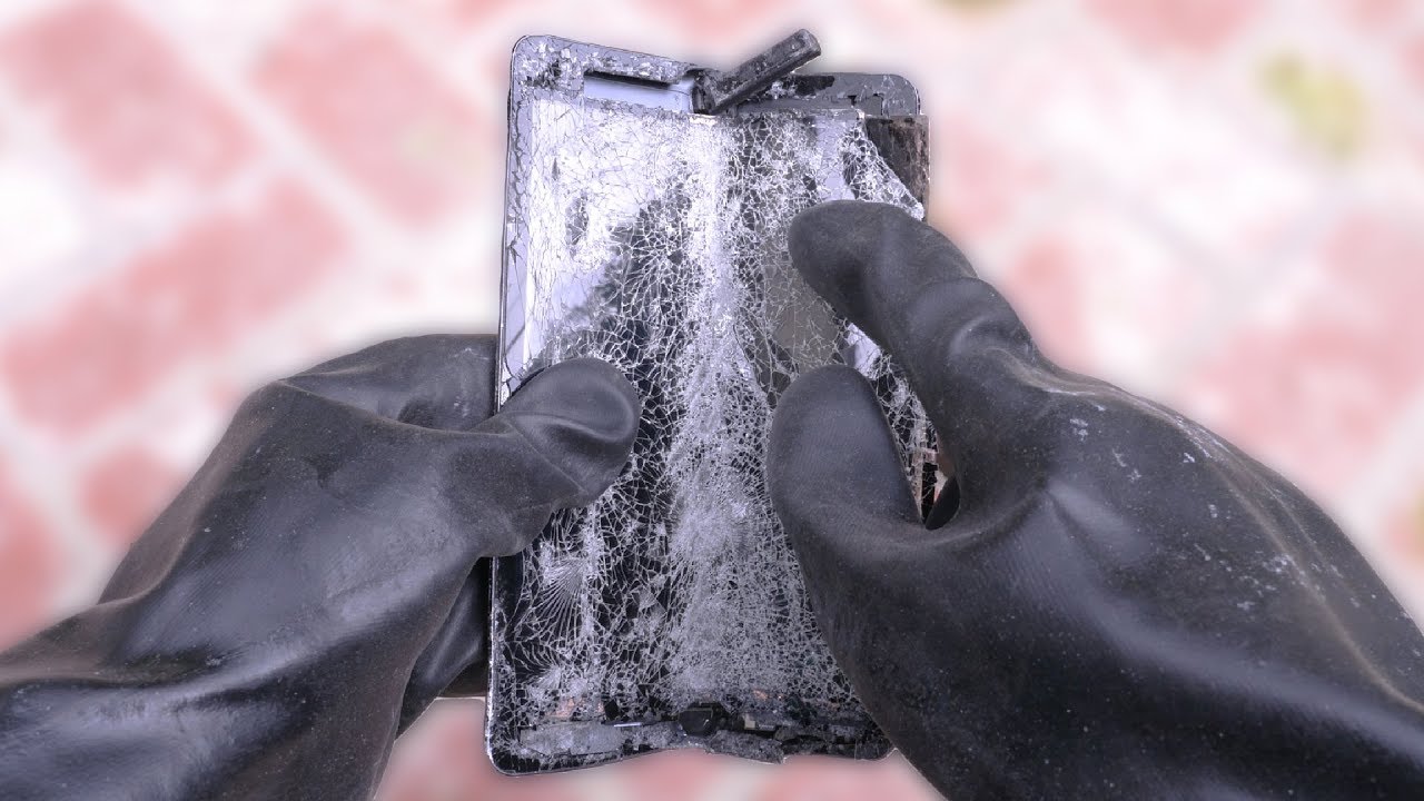Galaxy Fold phone Hands-On Review
