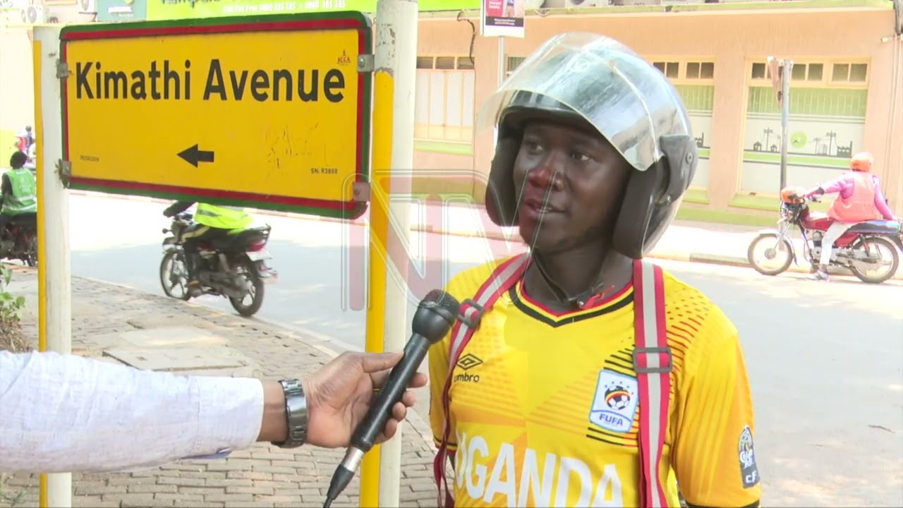 Okukyusa amannya g’enguudo mu Kampala