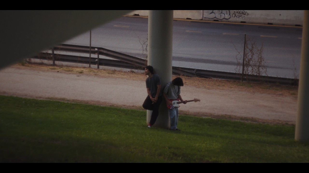 Nadie Patín - VOLVER A CASA (videoclip oficial)