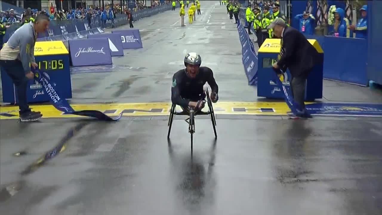 Marcel Hug shatters men's Boston Marathon wheelchair record