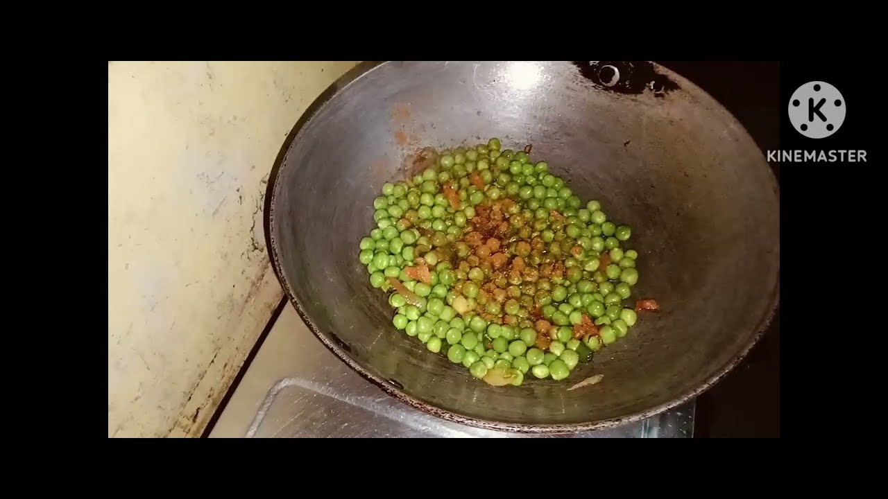हरे मटर की चटपटी स्वादिष्ट नमकीन छोटे से लगाकर बड़े तक सभी खाएंगे