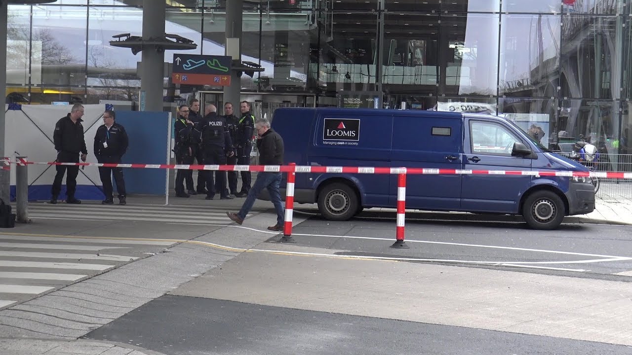 Überfall auf Geldtransporter - Täter schießt auf Fahrer am Flughafen Köln am 06.03.19 + O-Ton